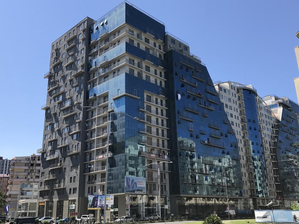 Batumi Center 3 Rooms City Side Buitenkant foto