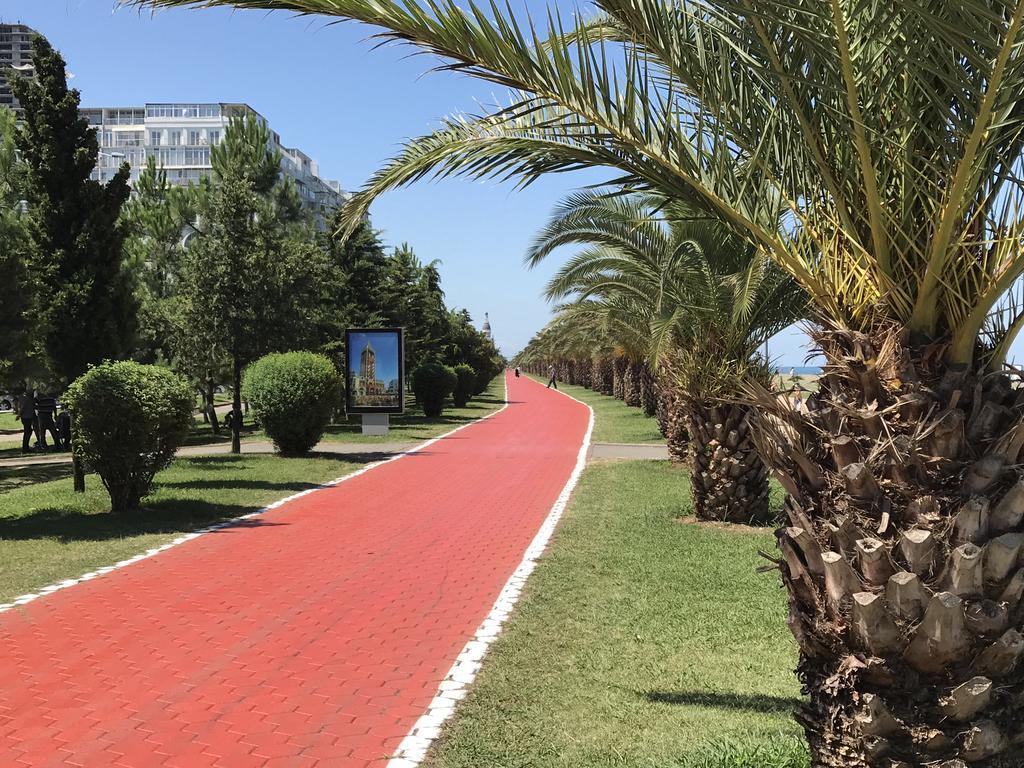 Batumi Center 3 Rooms City Side Buitenkant foto